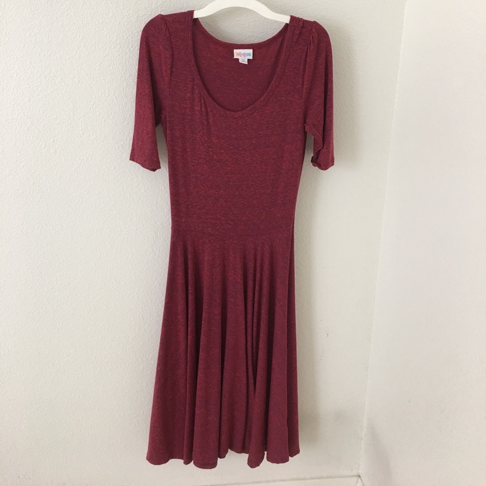 LulaRoe Nicole swing dress.