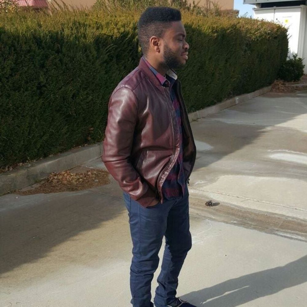 Meet your Posher, Adeoluwa