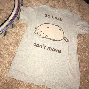 Pusheen T