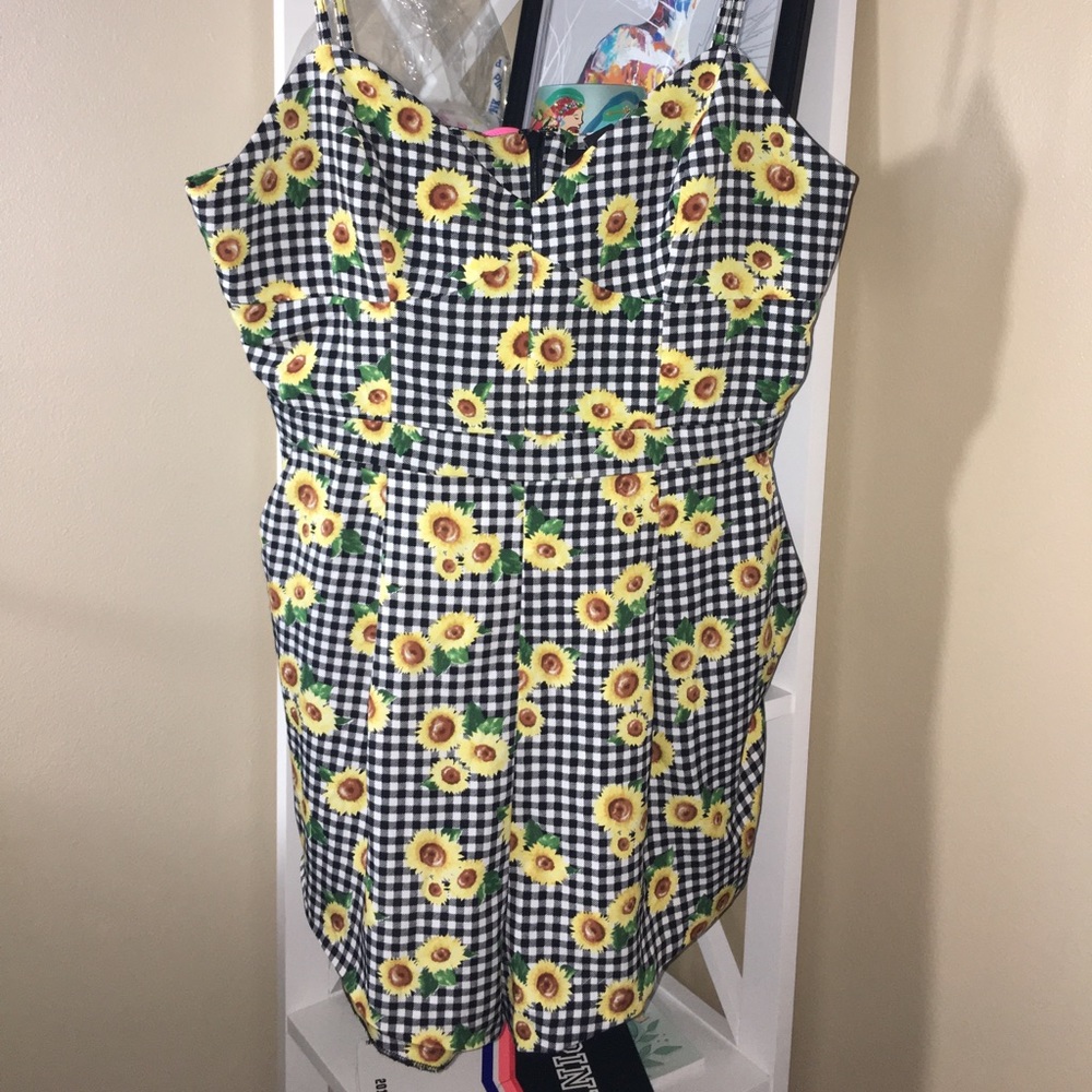 Forever 21 sunflower Romper