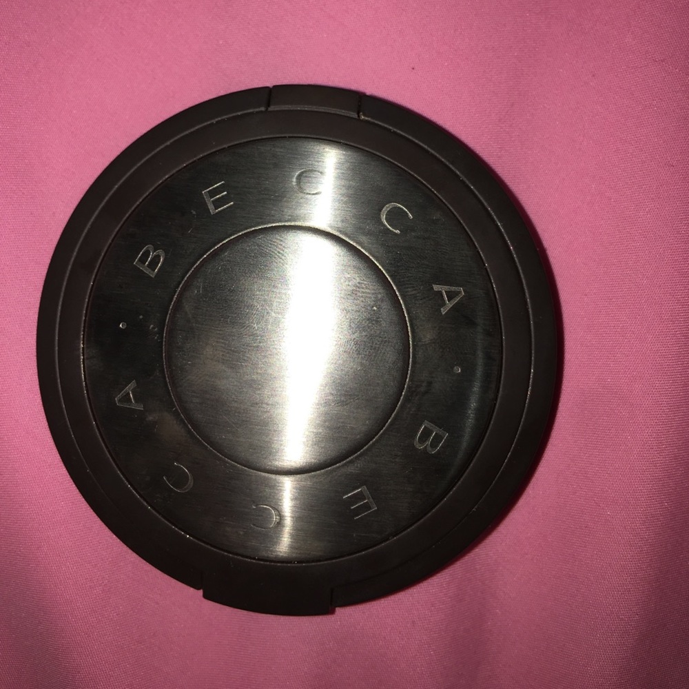 Becca lowlight sculpting perfector