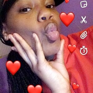 Meet your Posher, Shay