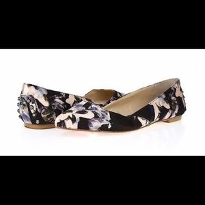 Vince Camuto Alley Floral Fabric Pointy Toe Flats