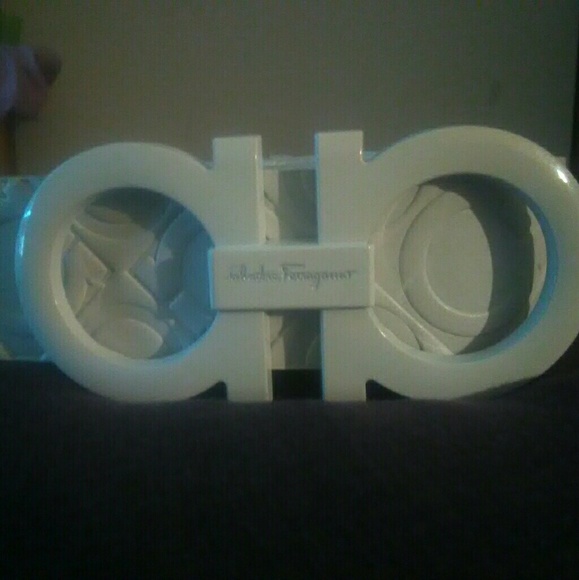 Ferragamo belt an the price is rite - Picture 1 of 2