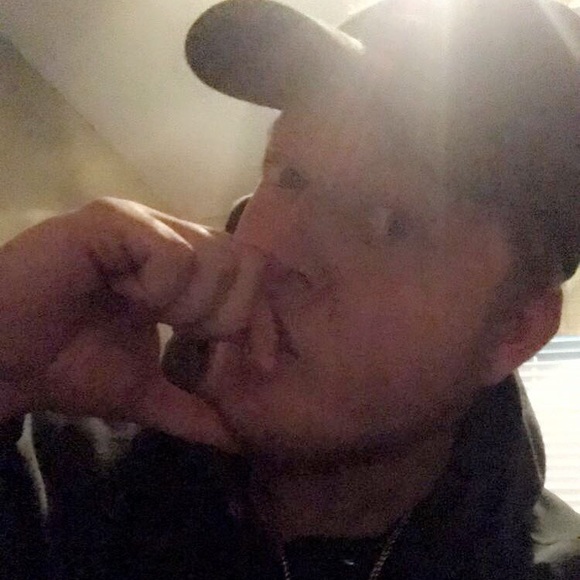 Meet your Posher, Joshua - Picture 1 of 1