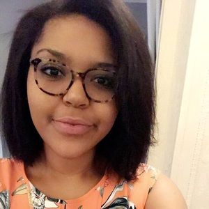 Meet your Posher, Michaela