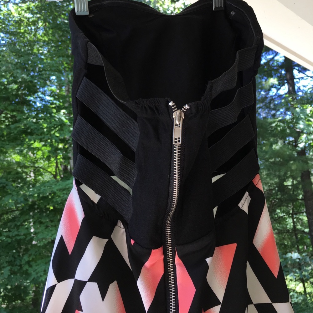 Strapless dress