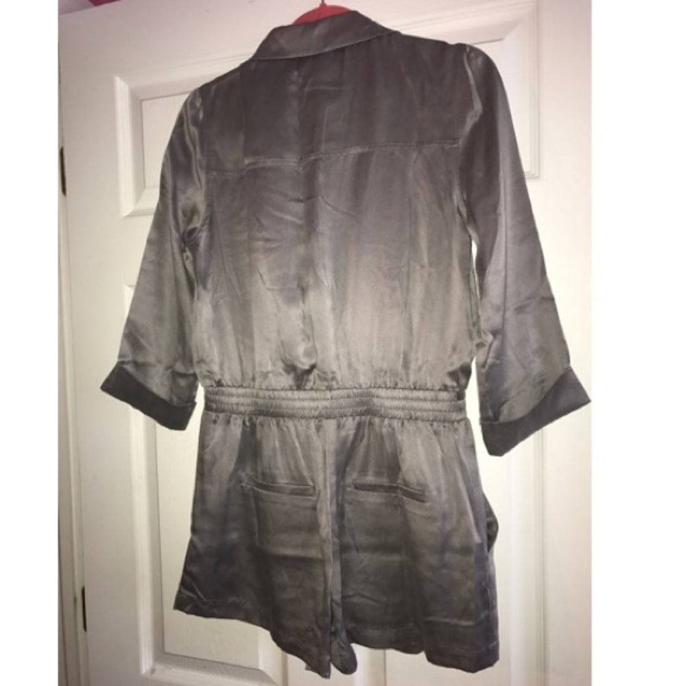 Isabel Lu silk silver plunge neck romper - M - Picture 3 of 4