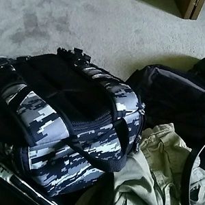 Meet your Posher, Carlos