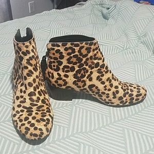 Kenneth Cole Reaction leopard calf hair booties