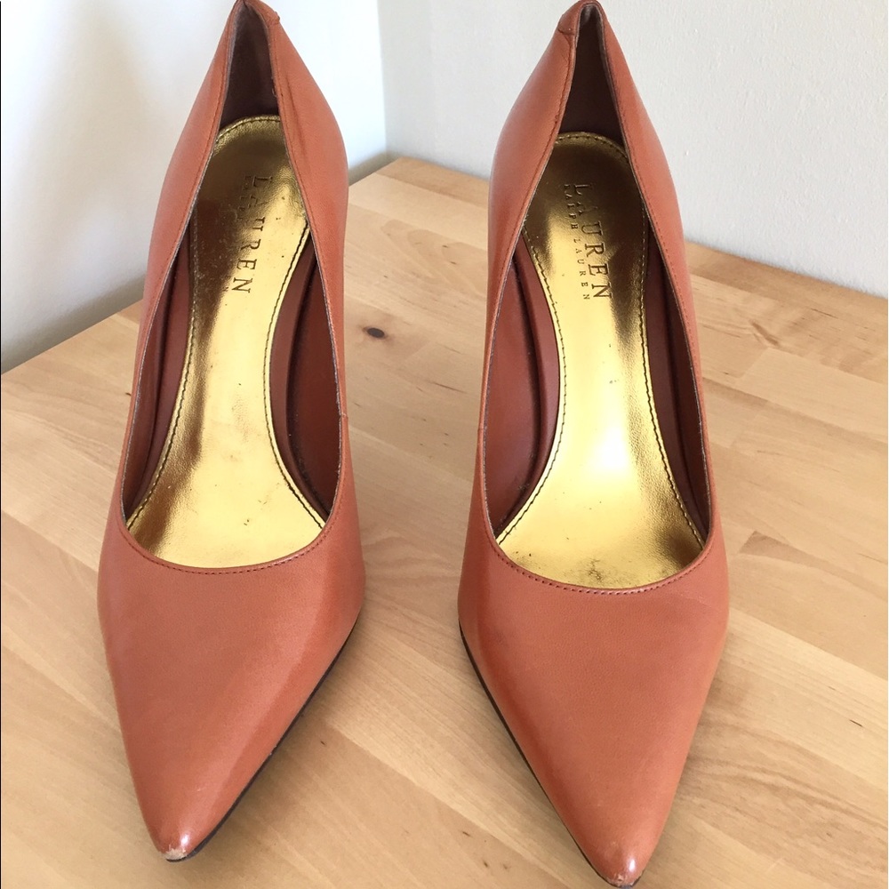 Ralph Lauren Camel Pointed Toe pumps