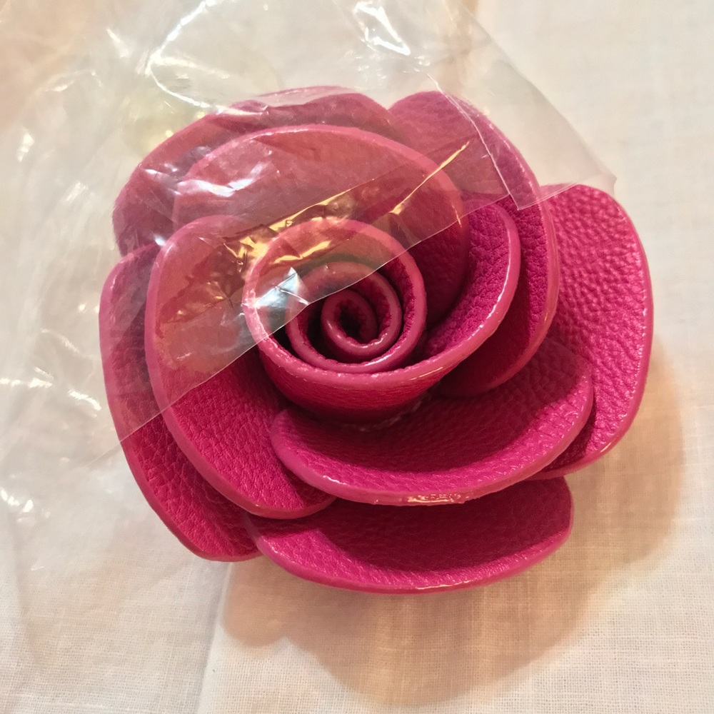 Betsey Johnson Rose Accessory, NEW