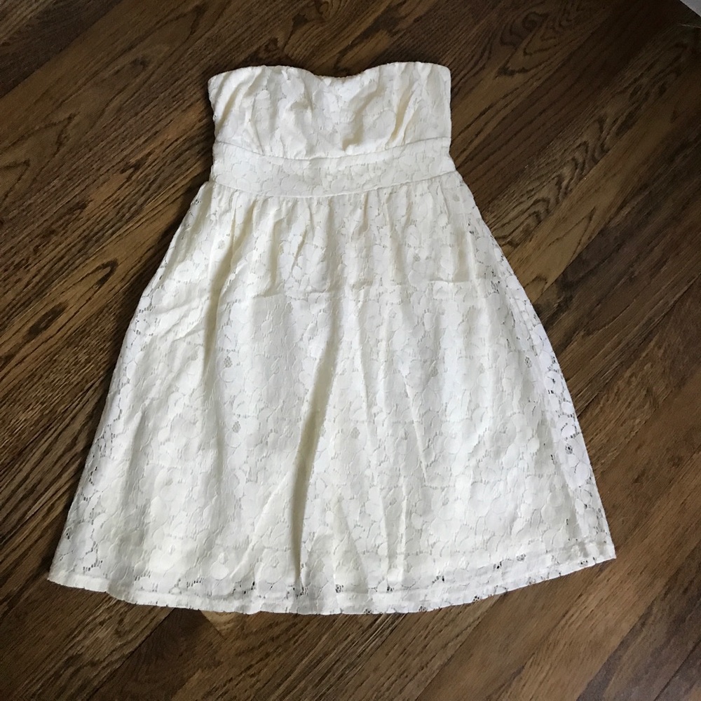Lace dress