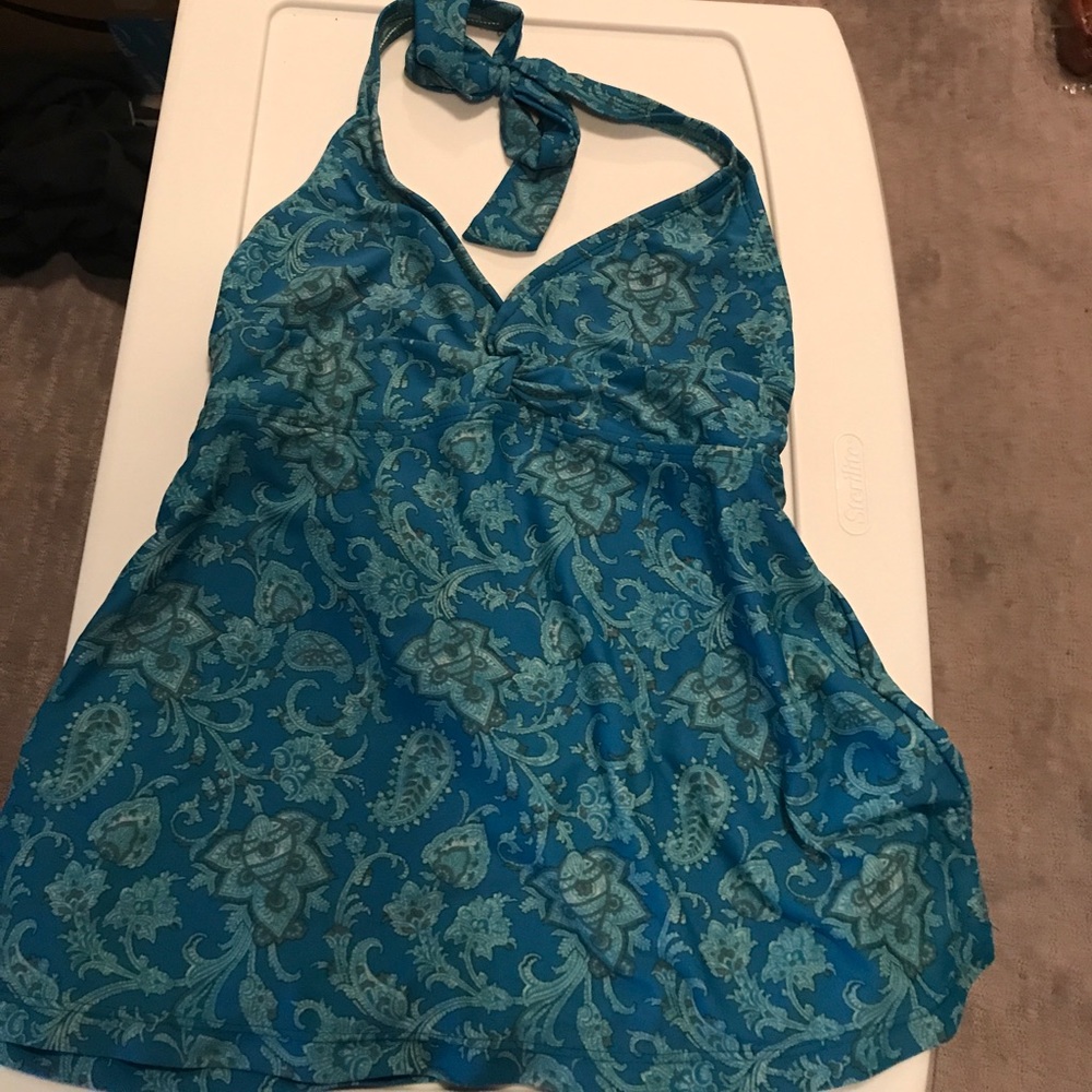 Converse tankini