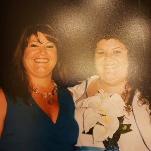 Meet your Posher, Laurie