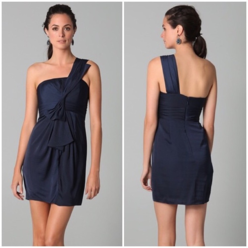 Navy BCBG palais dress size 0