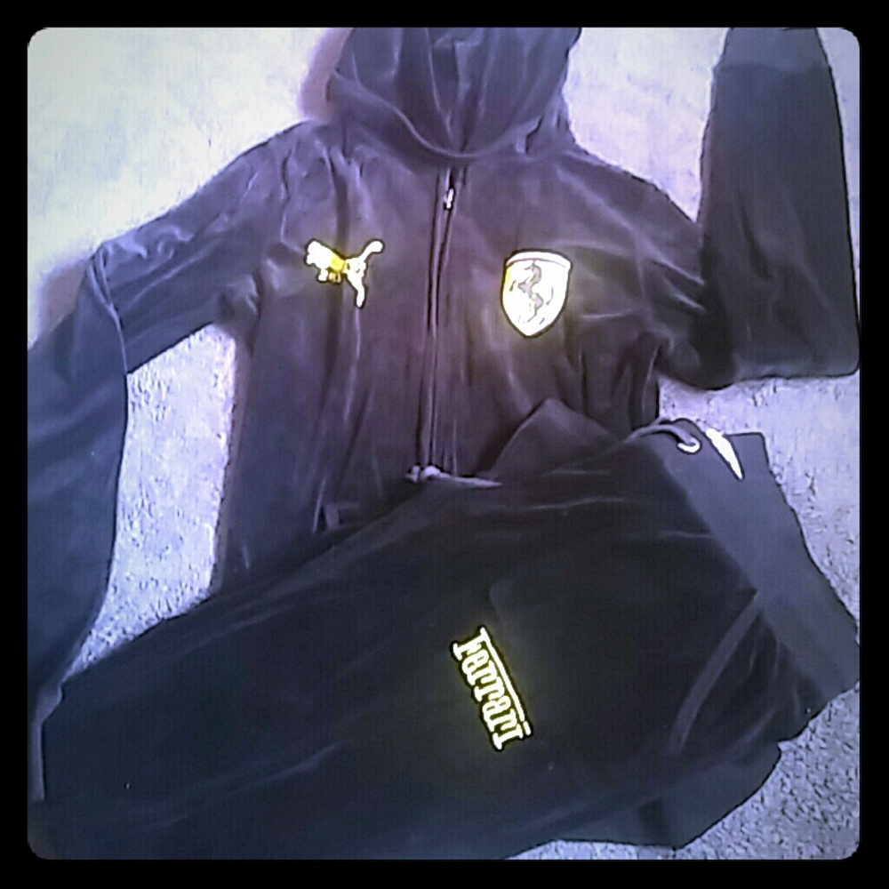 Ferrari hoodie and pants