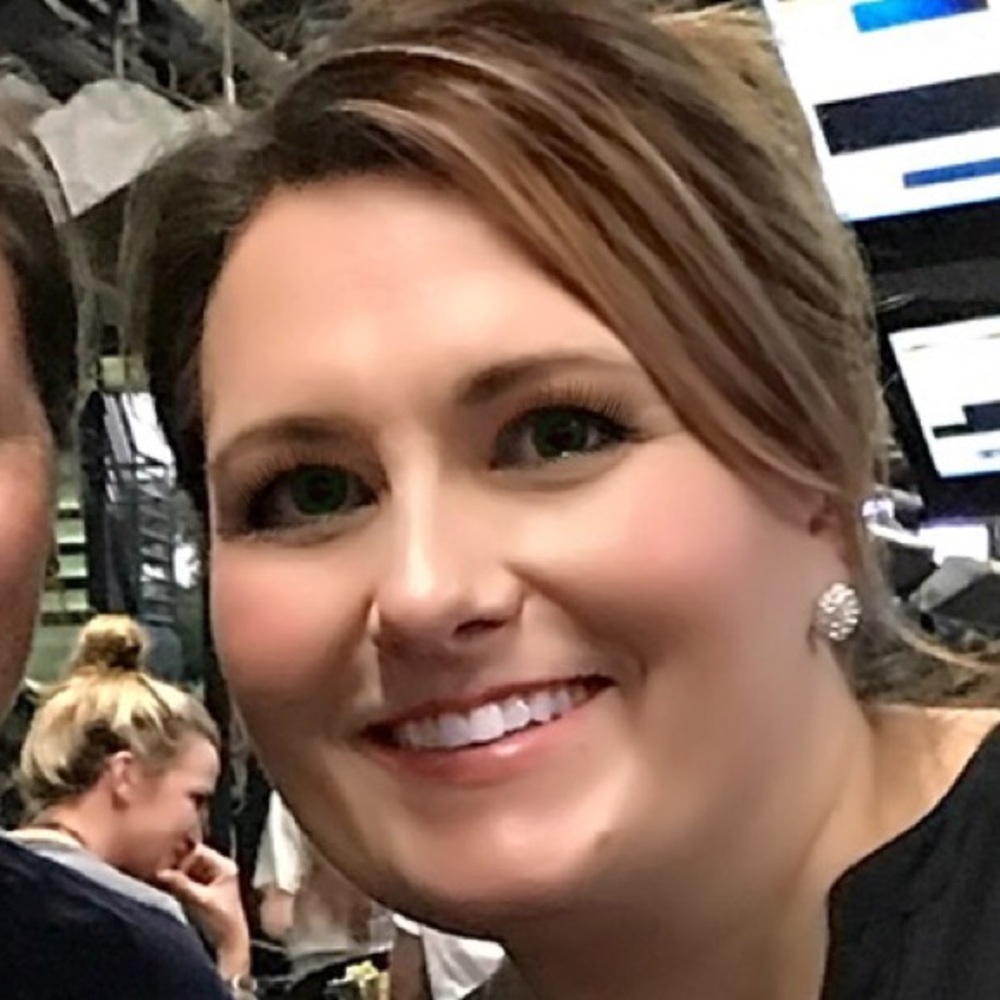 Meet your Posher, Denise