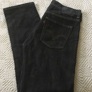 SOLD - Levi Jeans 511 - 33x32