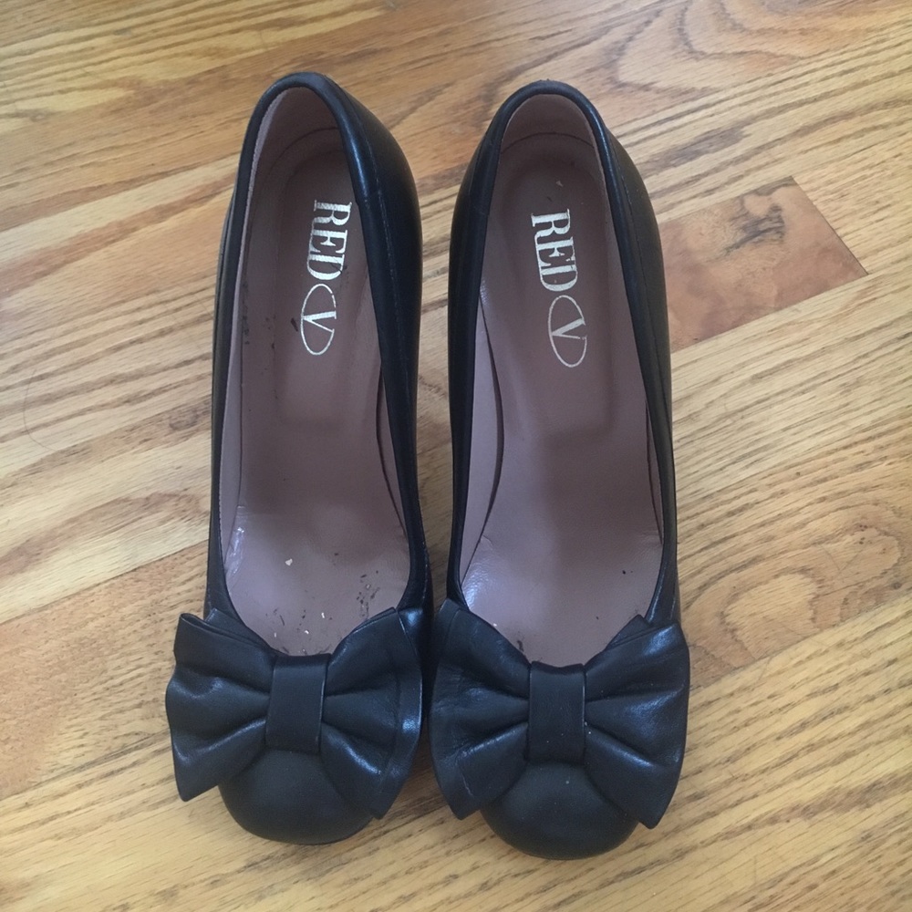 Red Valentino bow pumps