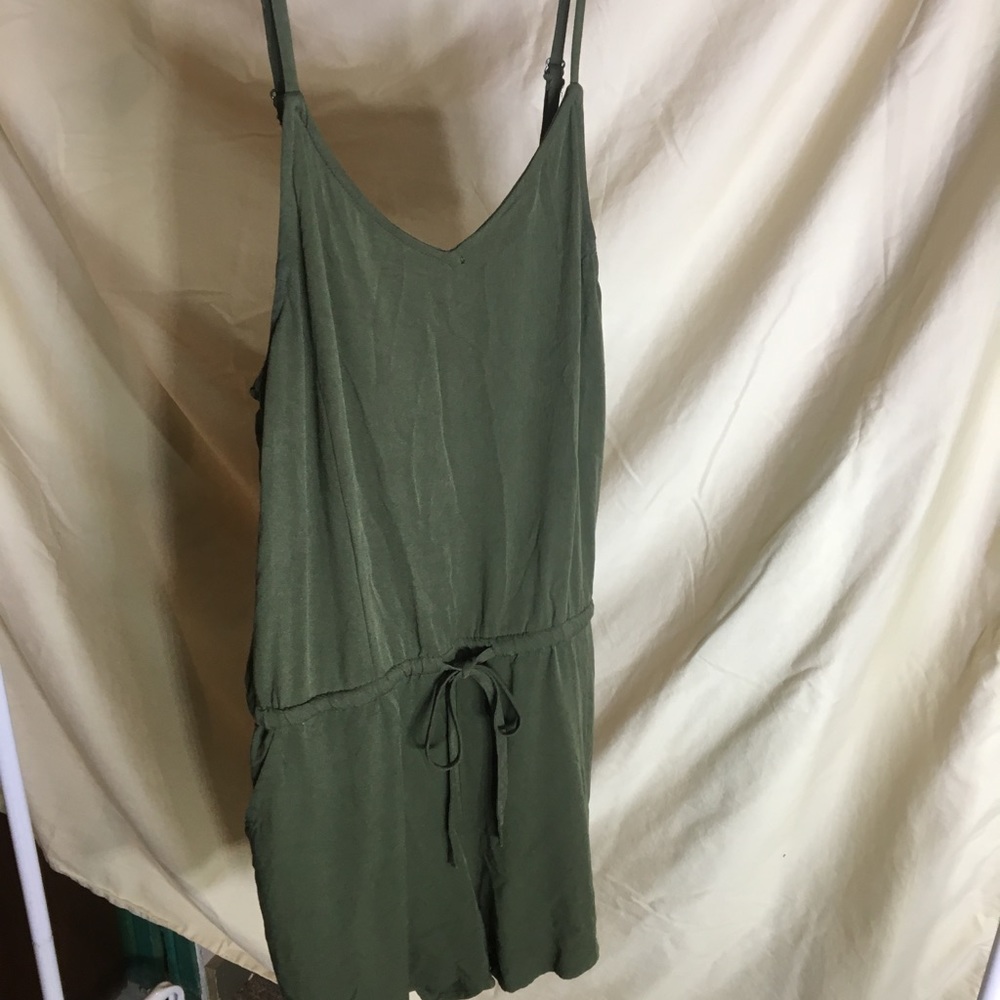 ARMY GREEN ROMPER!!!