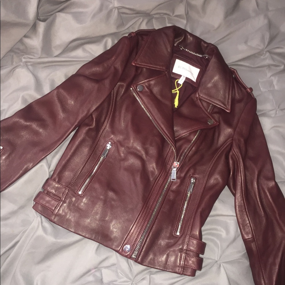 ❤️❤️ LABOR DAY SALE ❤️❤️ BCBG leather moto jacket