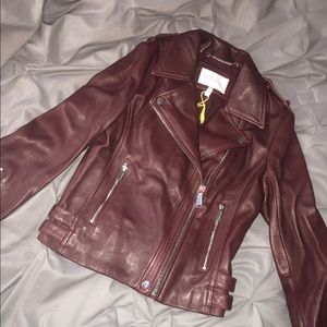 ❤️❤️ LABOR DAY SALE ❤️❤️ BCBG leather moto jacket