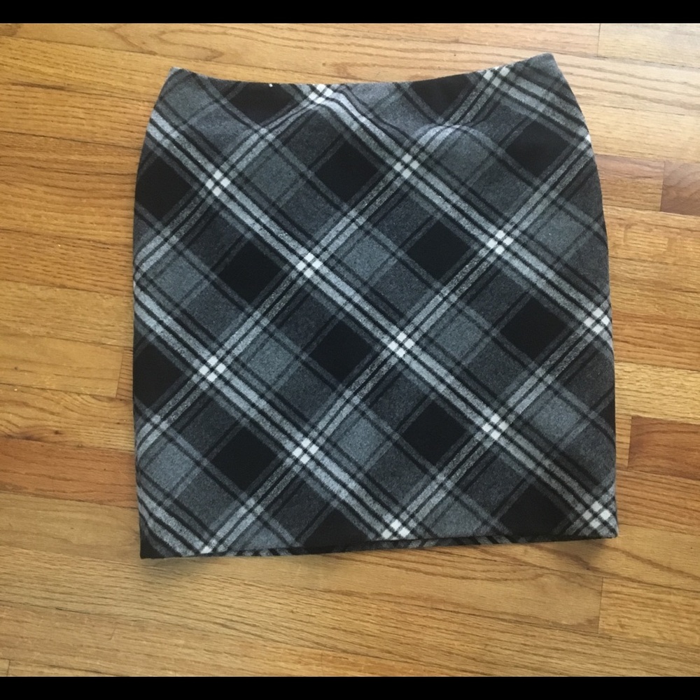 Plaid skirt