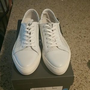 Vince Comuto laced Sneakers