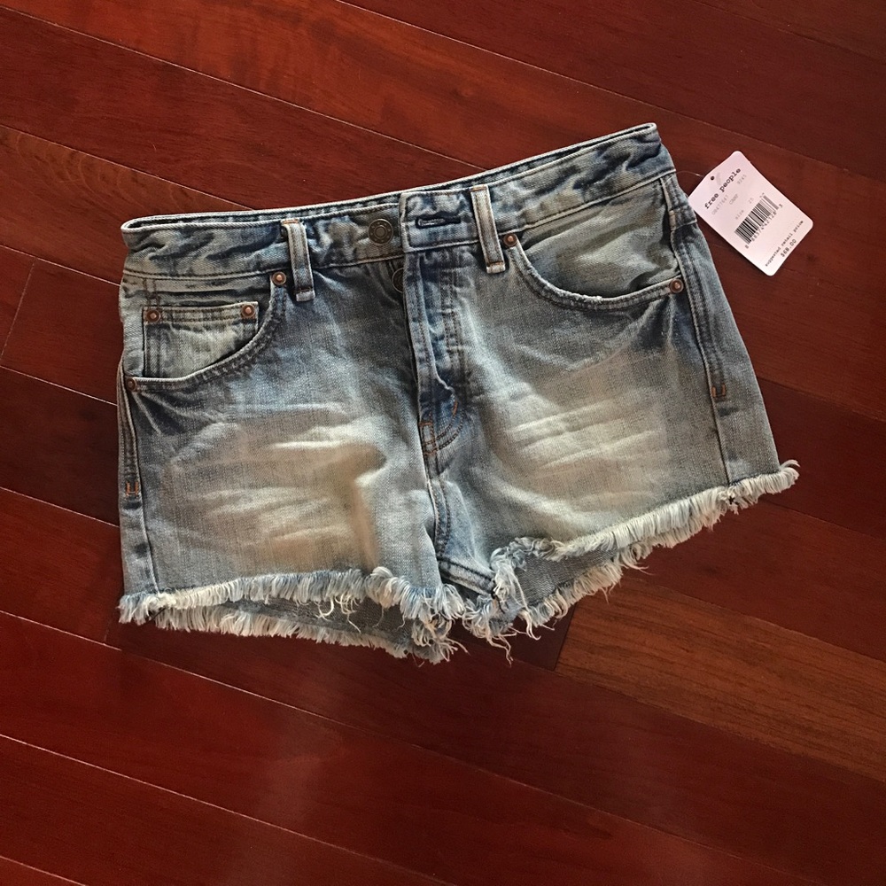 Free people cut off jean shorts size 25