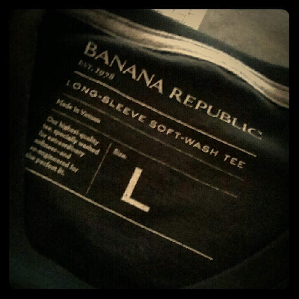 Banana Republic long sleeved soft wash tee.
