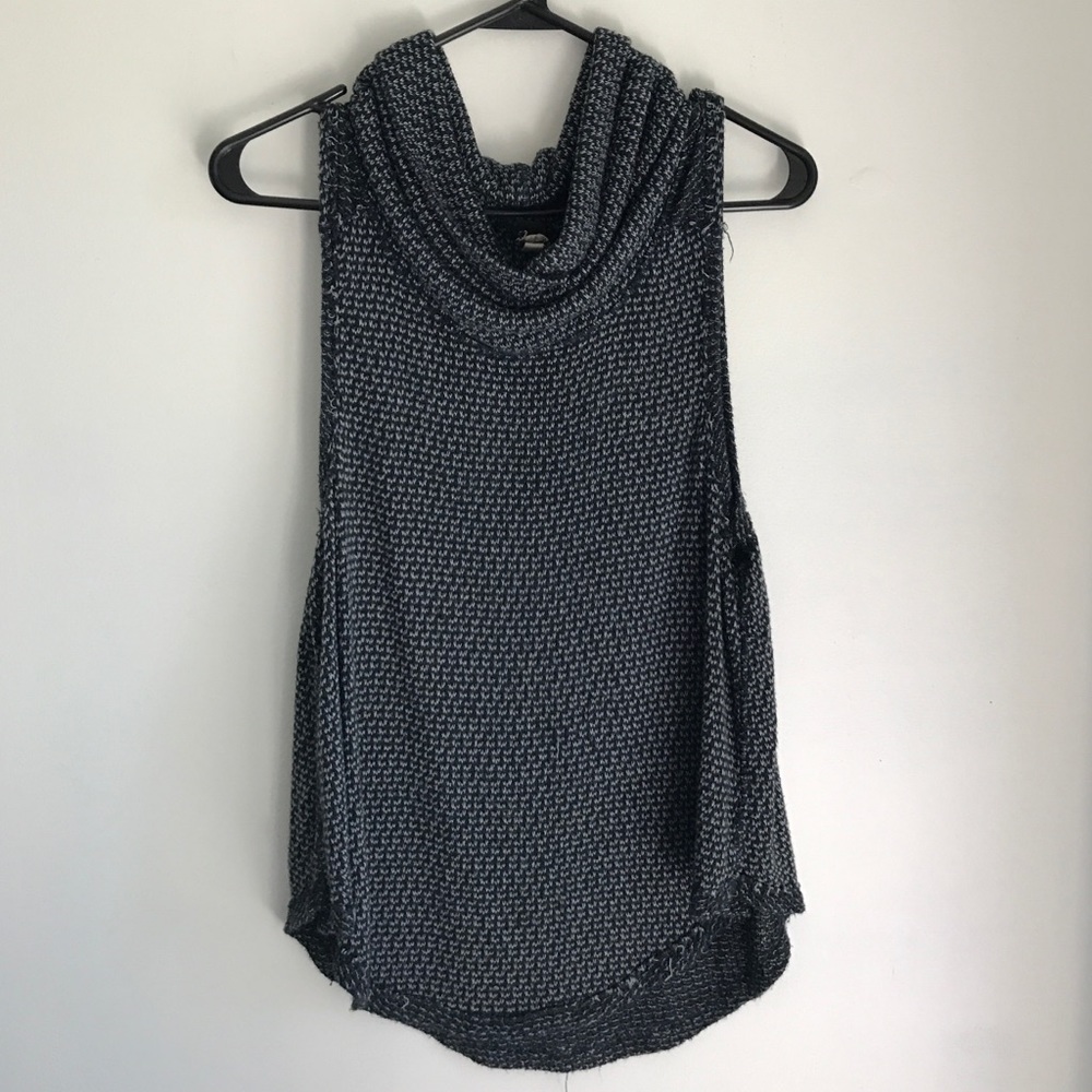 Free People Sleeveless Cowl