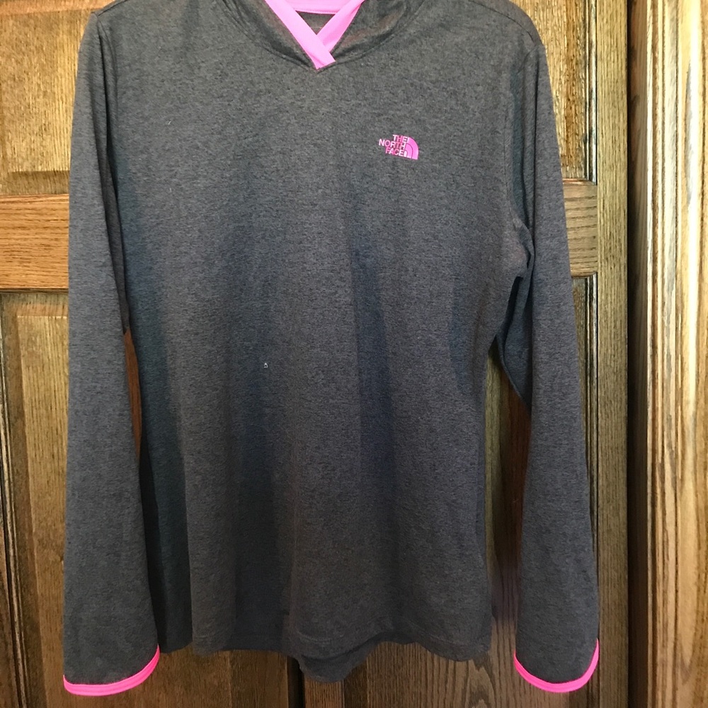North Face long sleeve tee