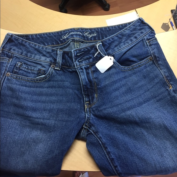 CAPRI'S - Picture 2 of 7