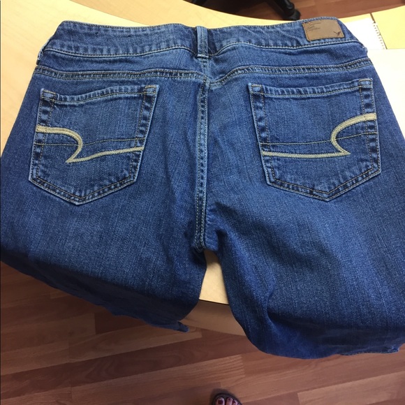 CAPRI'S - Picture 6 of 7