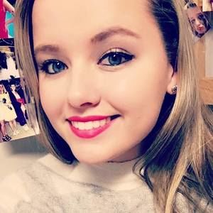 Meet your Posher, Leah