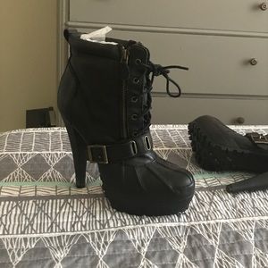 Steve Madden Militaey/Moto boots