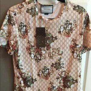 Brand new Men's LV crew neck