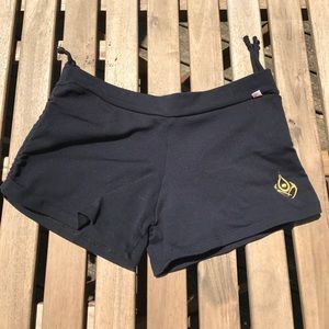 Shakti hot yoga shorts