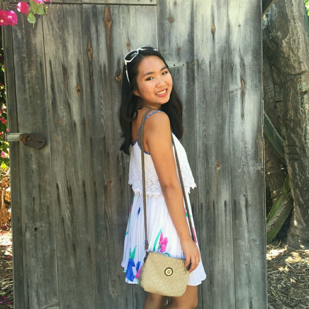 Meet your Posher, Allysa