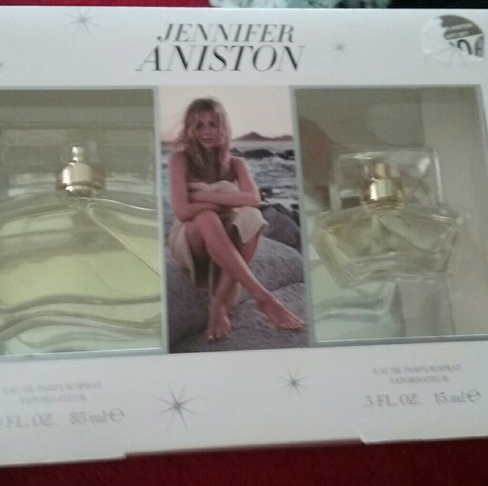 Jennifer Aniston perfume *gift set*
