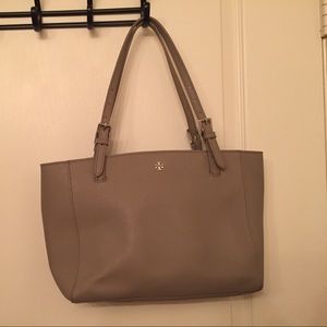 TORY BURCH YORK SMALL BUCKLE TOTE (ON HOLD)