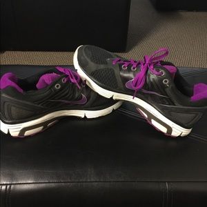 Women's Nike Linar Glide 2.0