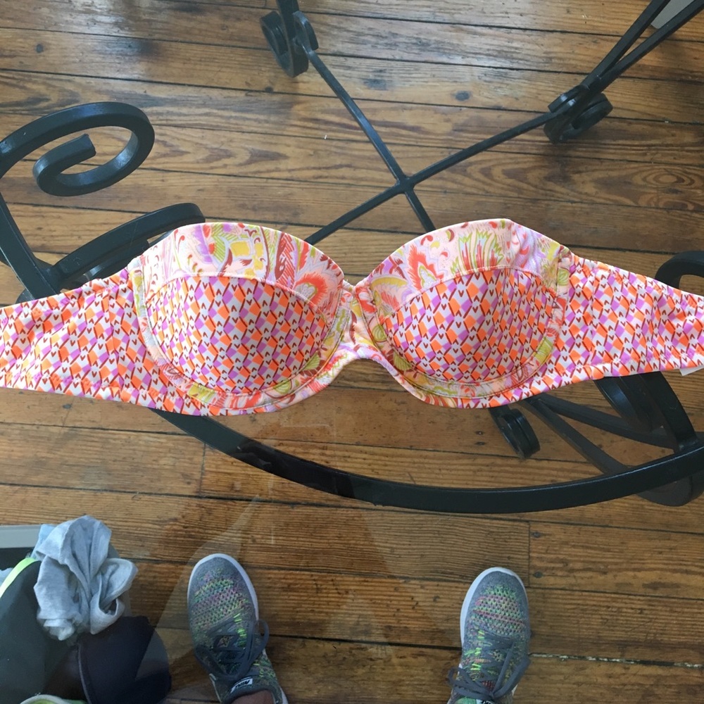 Victoria secret bikini top