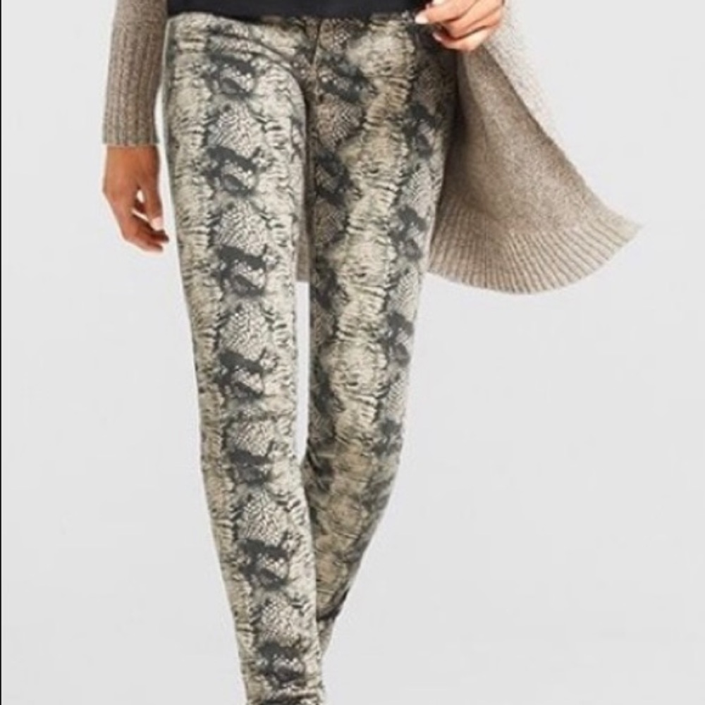 CAbi Diamondback skinny jean