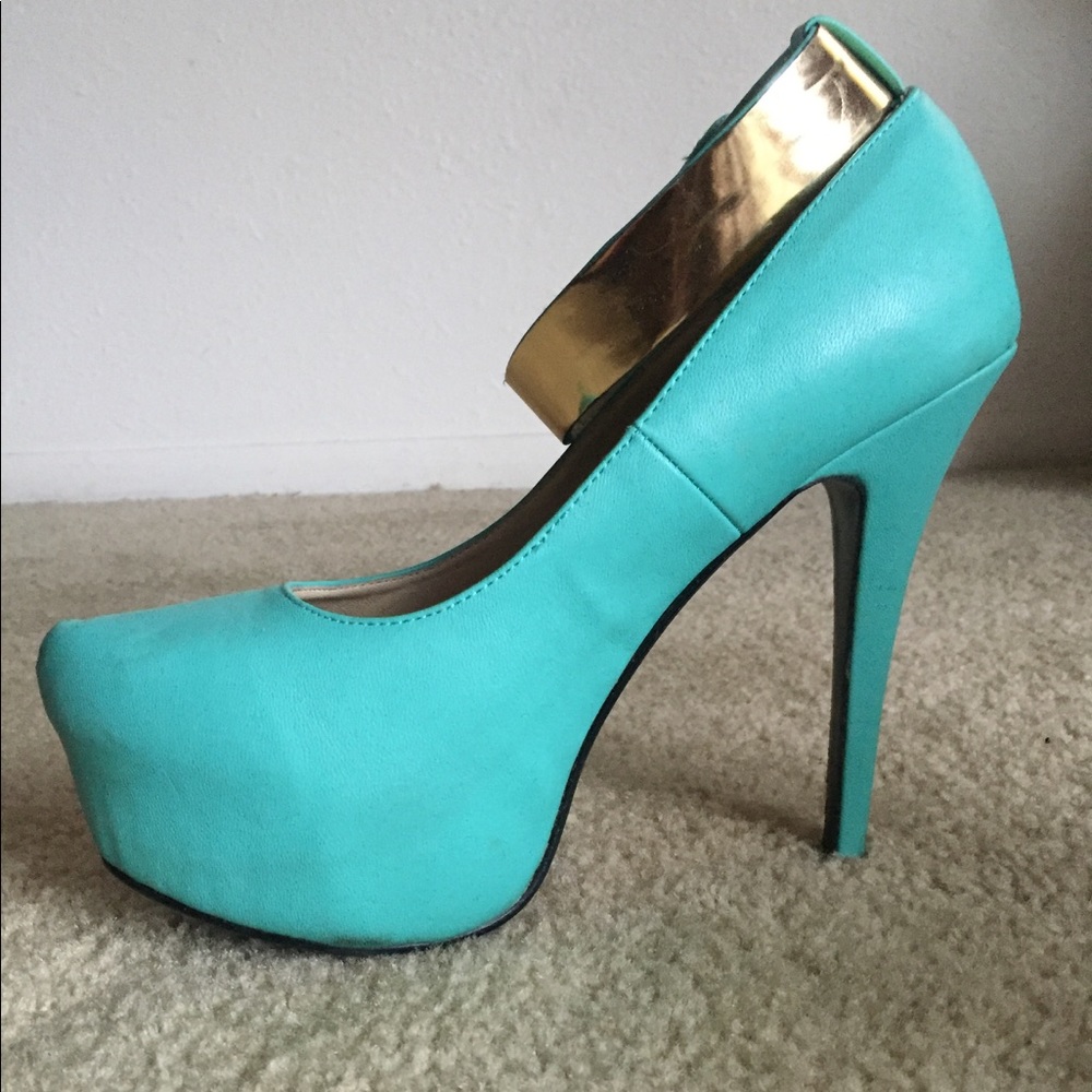 Heel Pumps