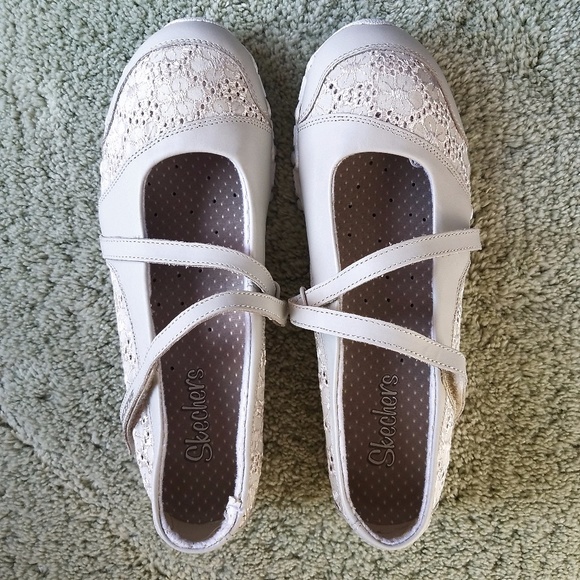 Skechers Bikers Luxe Natural Active Shoes NEW NIB - Picture 2 of 8