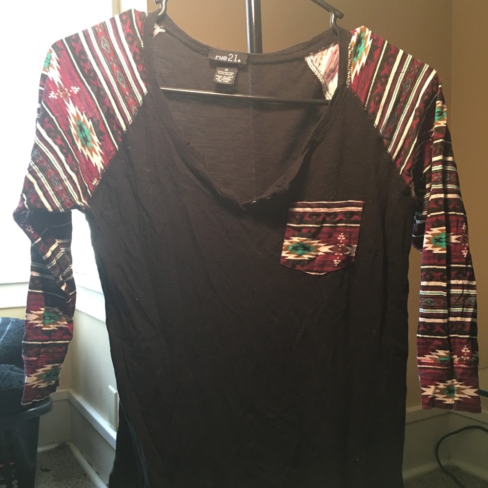 Baseball tee