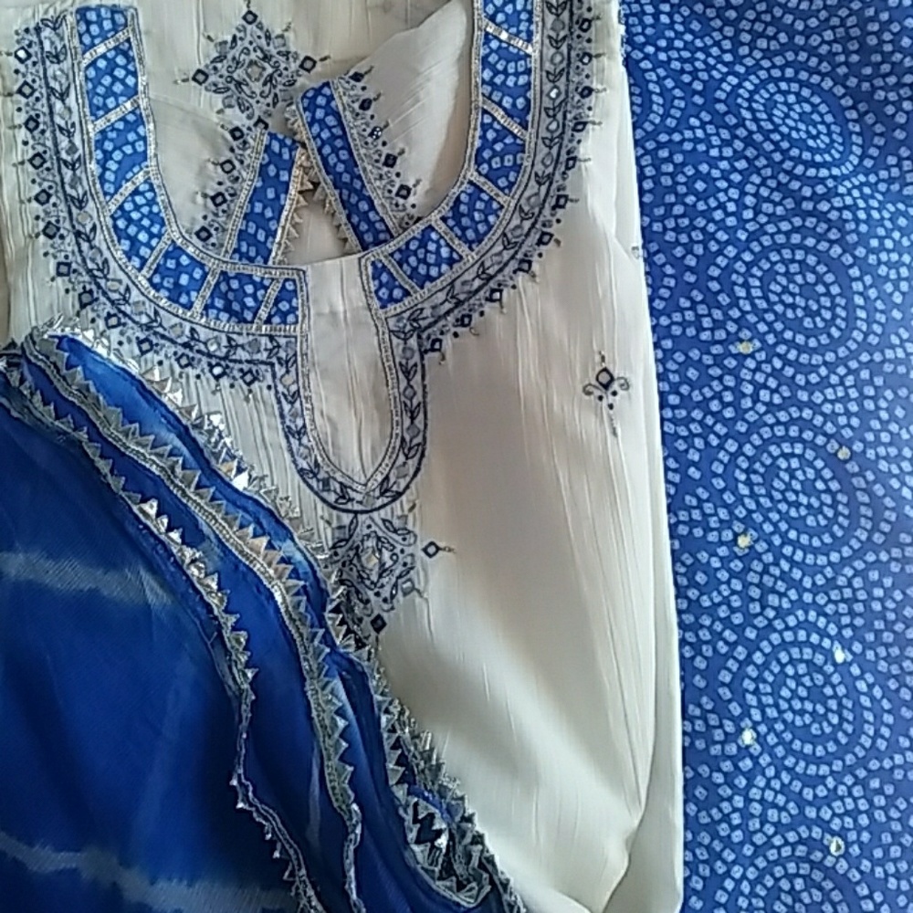 Indian Punjabi Pakistani Suit