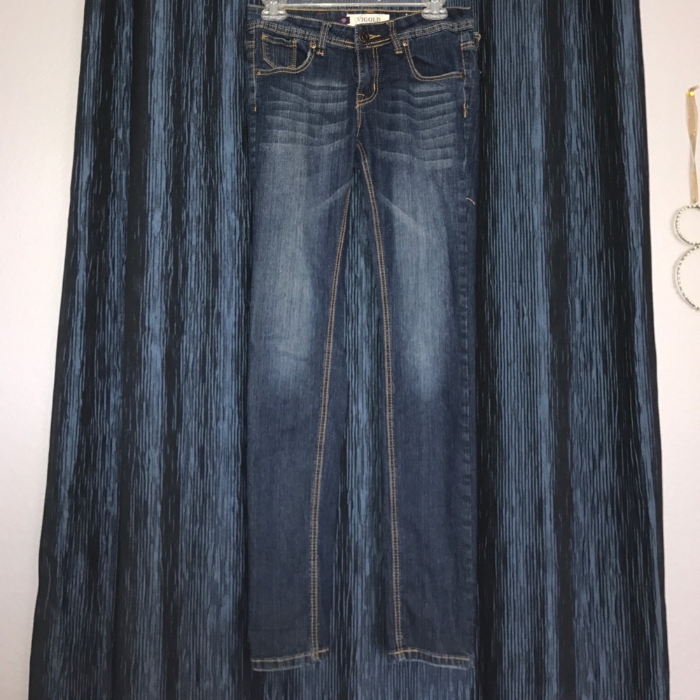 Dark skinny jeans